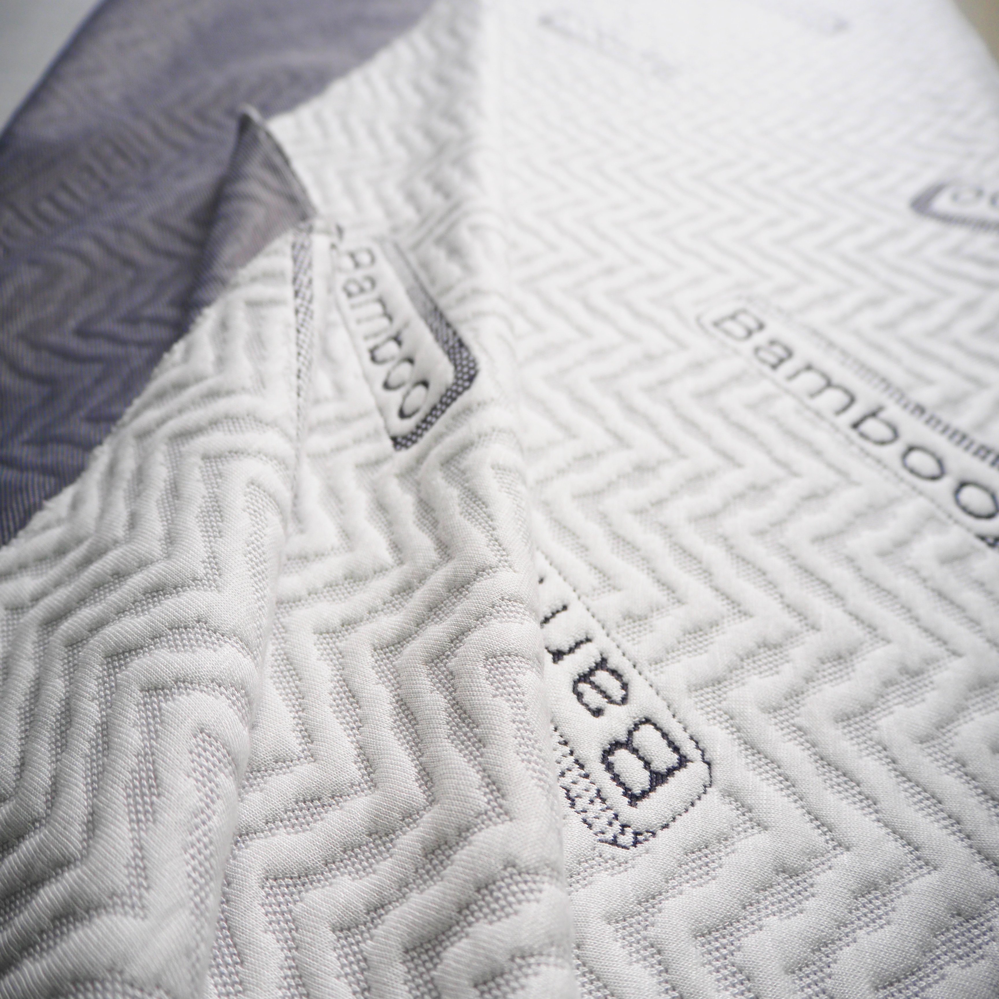 Factory Direct Sales Of High Quality Can Be Wholesale Polyester / Bamboo Fiber Mattress Ticking Polyester Hometextile Fabric