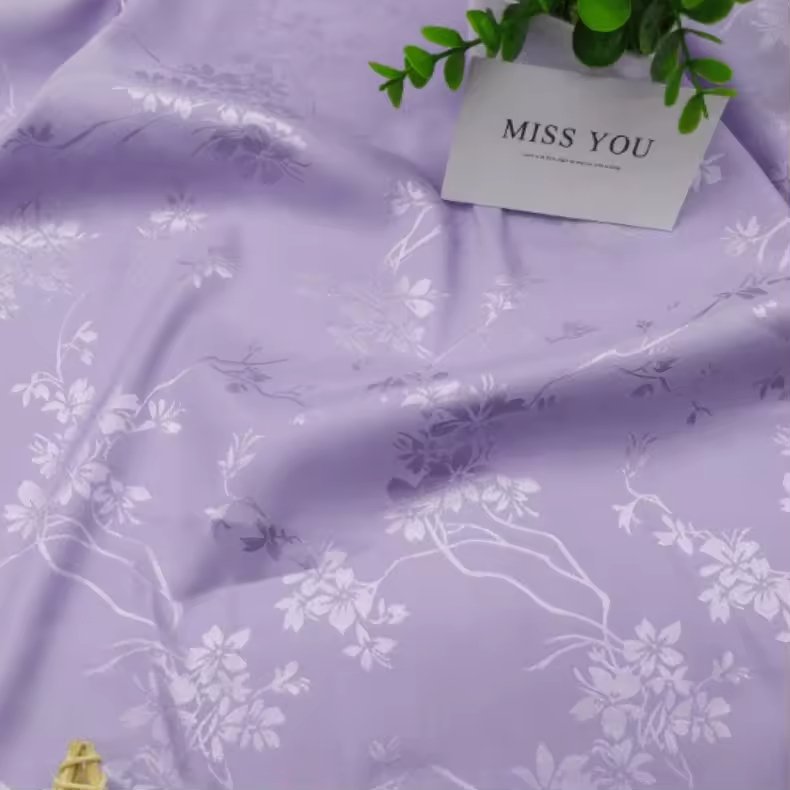 Newly Designed Tint Jacquard Silk Satin Fabric with Small Branches for Wedding Lining Garments Underwear for Girls