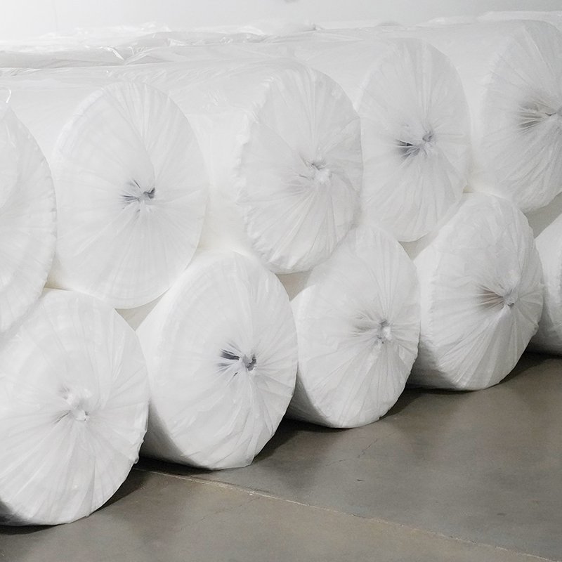 The source factory can customize the material 30-220gsm spunlace nonwoven fabric with high water absorption
