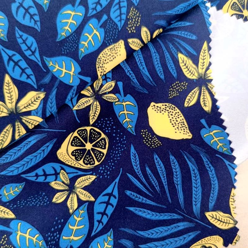 120gsm 75D*150D New Design Microfiber 100% Polyester Twill Woven Peach Skin Flower Print Fabric Patterns