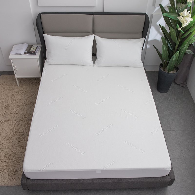 Hypoallergenic 100% Bamboo Top Jacquard Fabric Waterproof Mattress Protector Mattress Cover