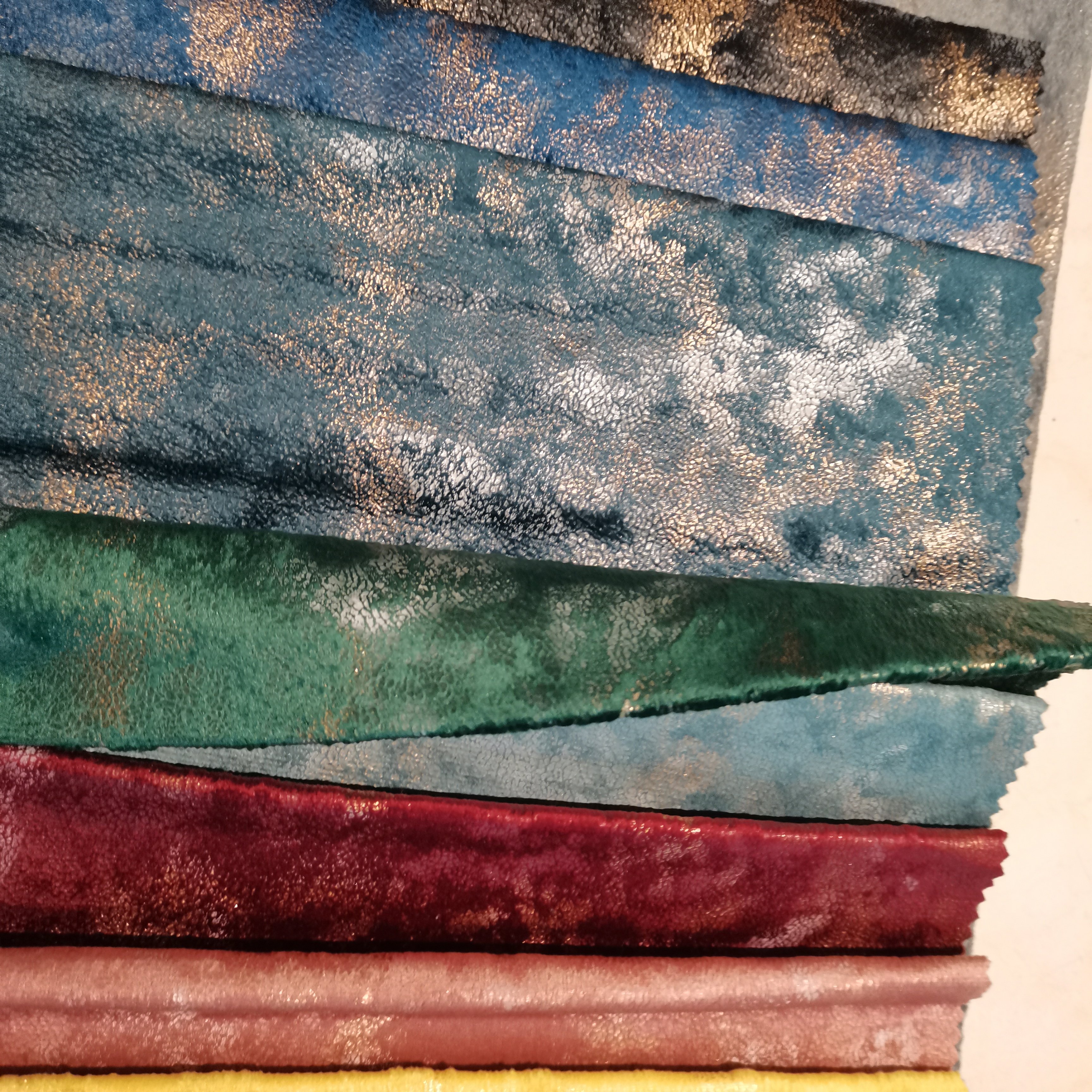 New design Holland velvet fabric for sofa 100% polyester fabric high quality