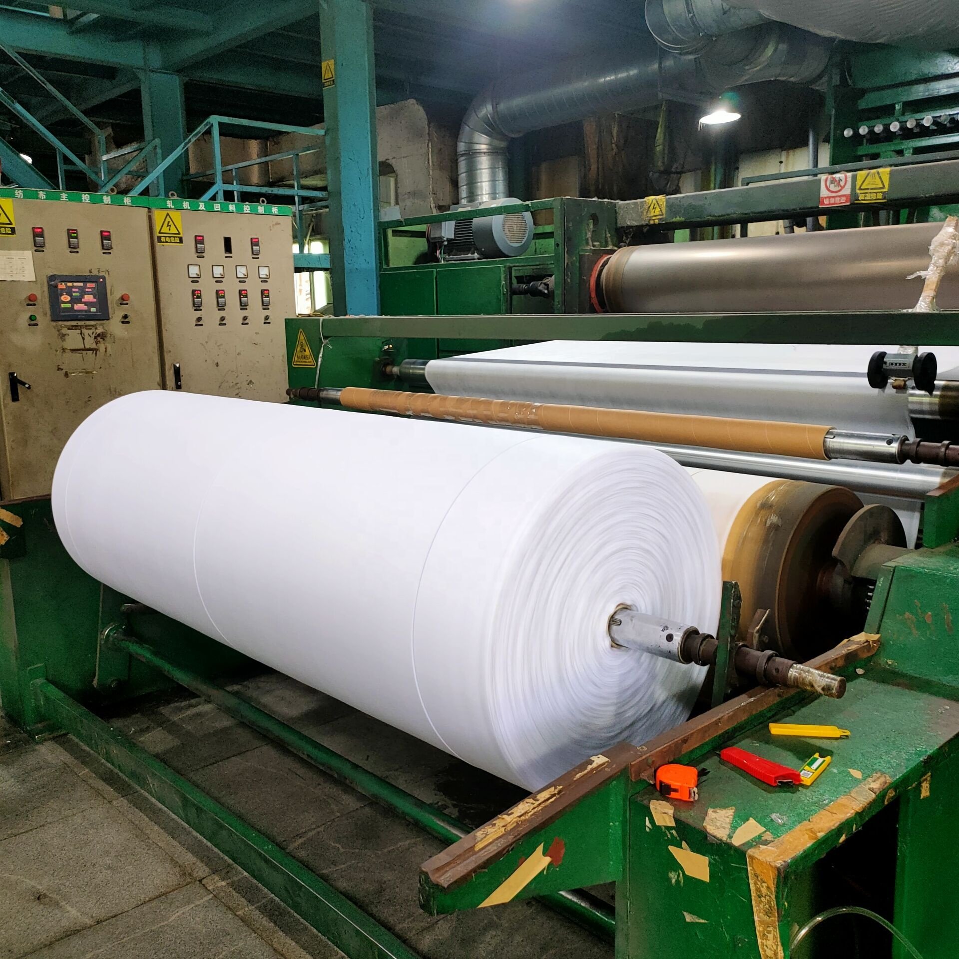 Anti-uv Treatment Pp Spunbond Zhejiang Activated Carbon Smms Spun Bonded Non Woven Geotextile fabric Price Per Kg