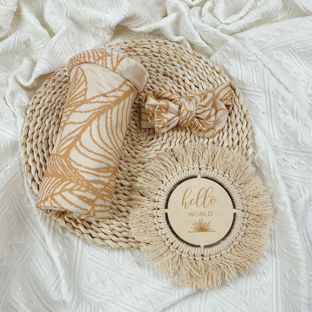 Multi use daisy design double gauze fringe swaddle breathable lightweight fabric throw blanket