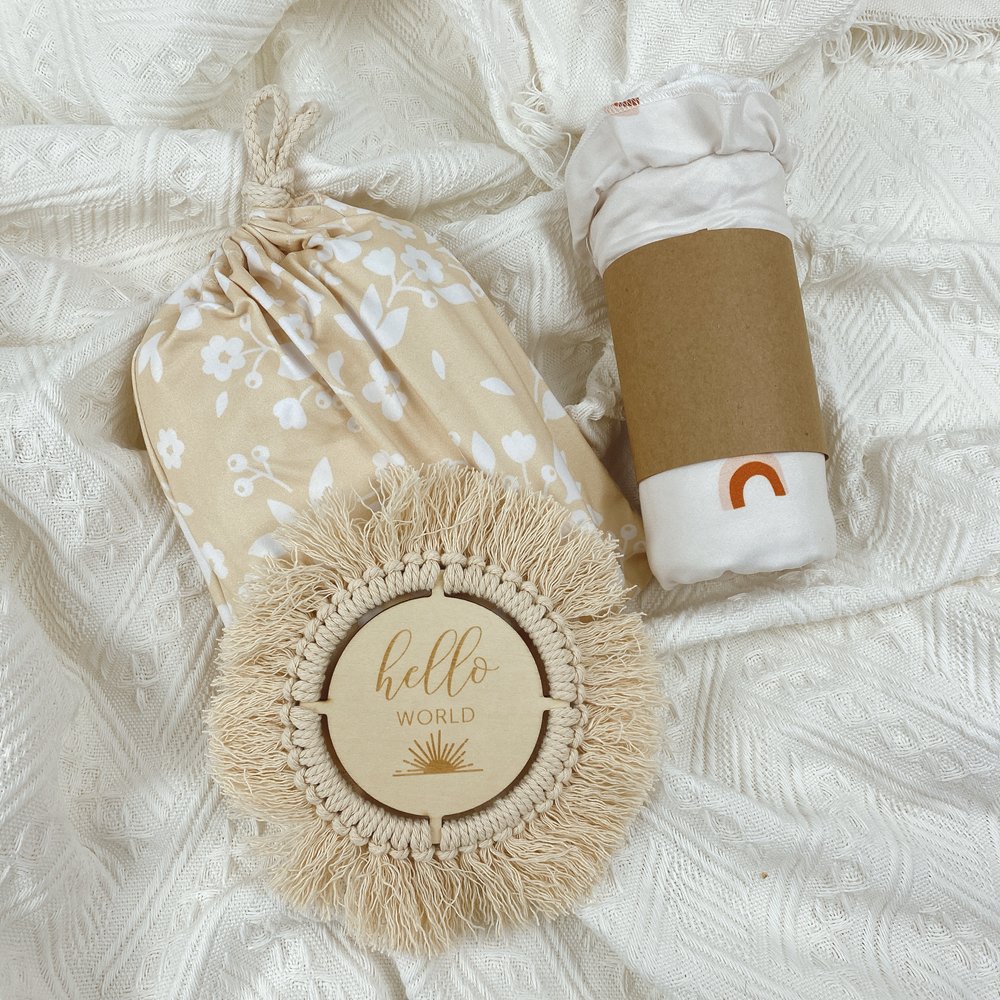 Multi use daisy design double gauze fringe swaddle breathable lightweight fabric throw blanket