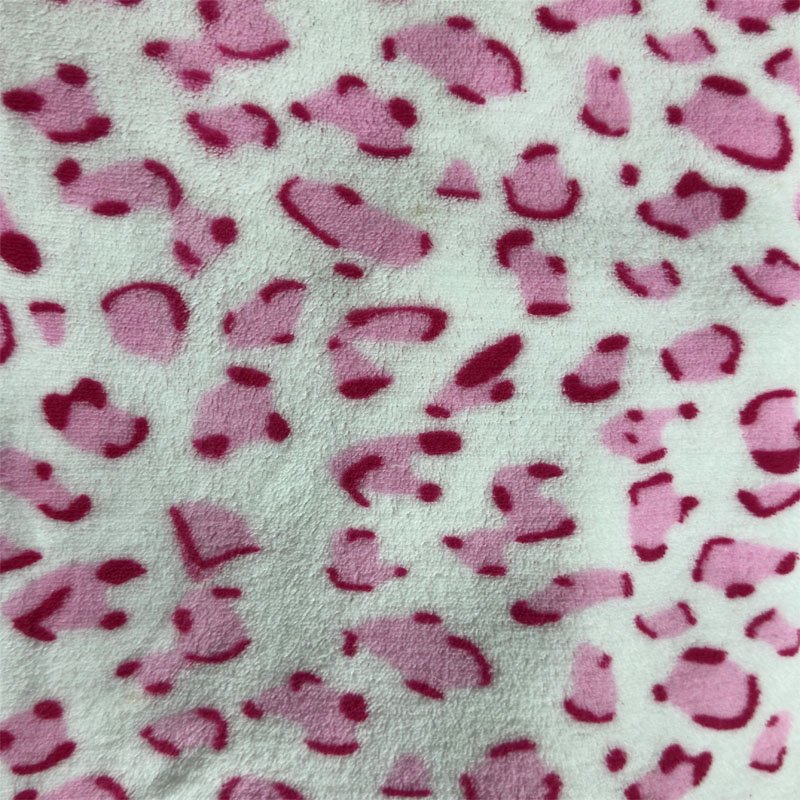 Wholesale Comfortable and Soft Printed Coral Velvet Fabric for Pet Pajamas Home Clothes Blanket