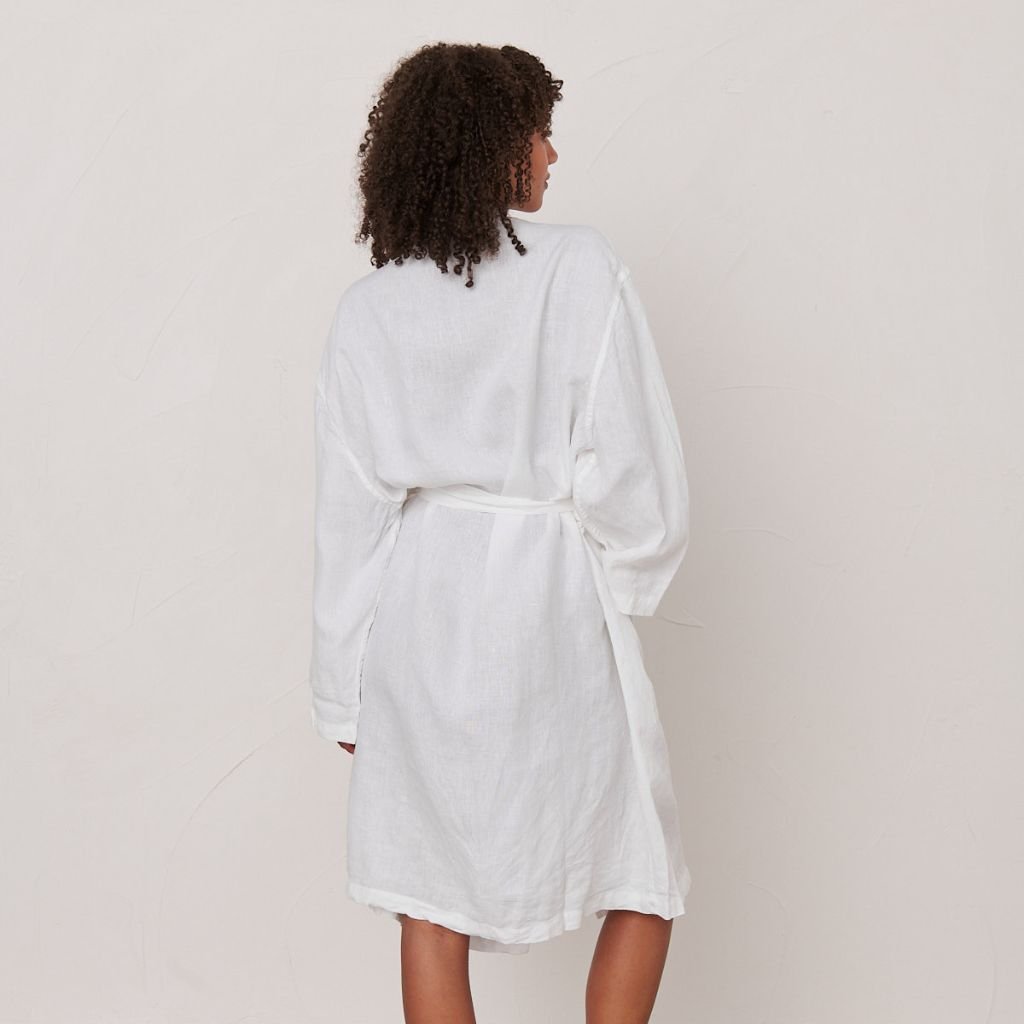 Wholesale 100% Linen Fabric Solid Dyed Customized Comfortable Soft roll of Fabric For Clothing