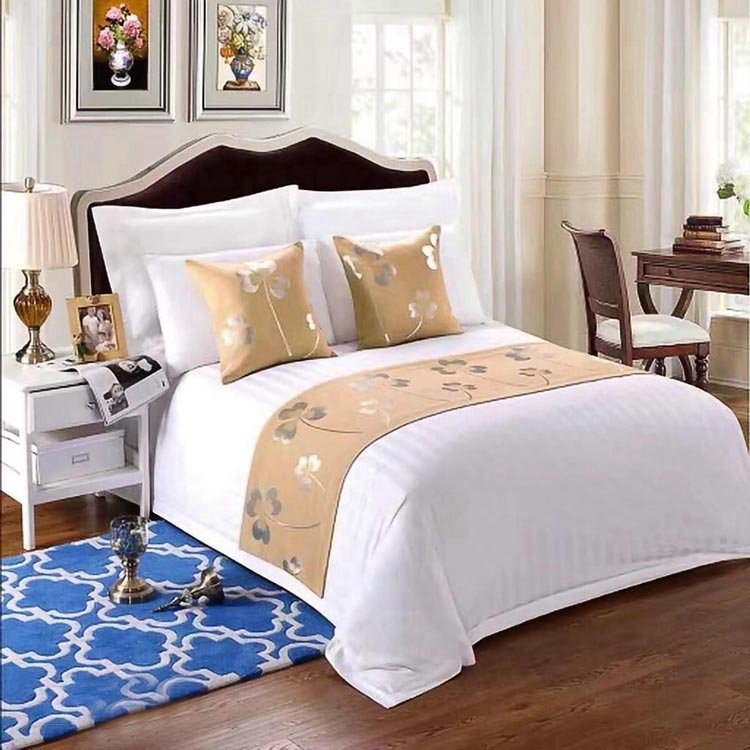 Custom Size Luxury 5 Star Plain White 3Cm Stripe Eu Queen King Size Hotel Cotton Bed Sheet Linen Bedding Set