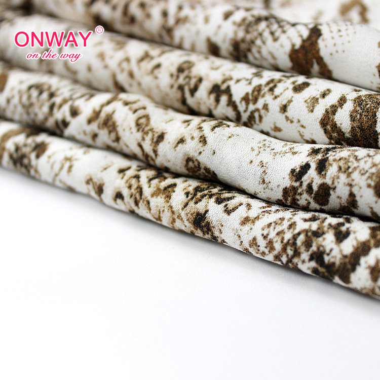 Fashion clothes material breathable 180gsm summer spring slub viscose linen printed fabric for girls shorts check