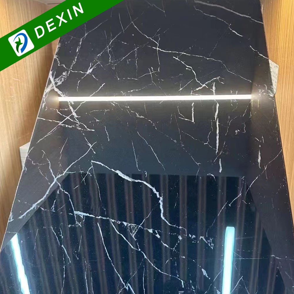 Waterproof BathroomWall Panel Marble Grain Composite Bamboo Charcoal Fiber Integrated Wood Veneer Wall Panel