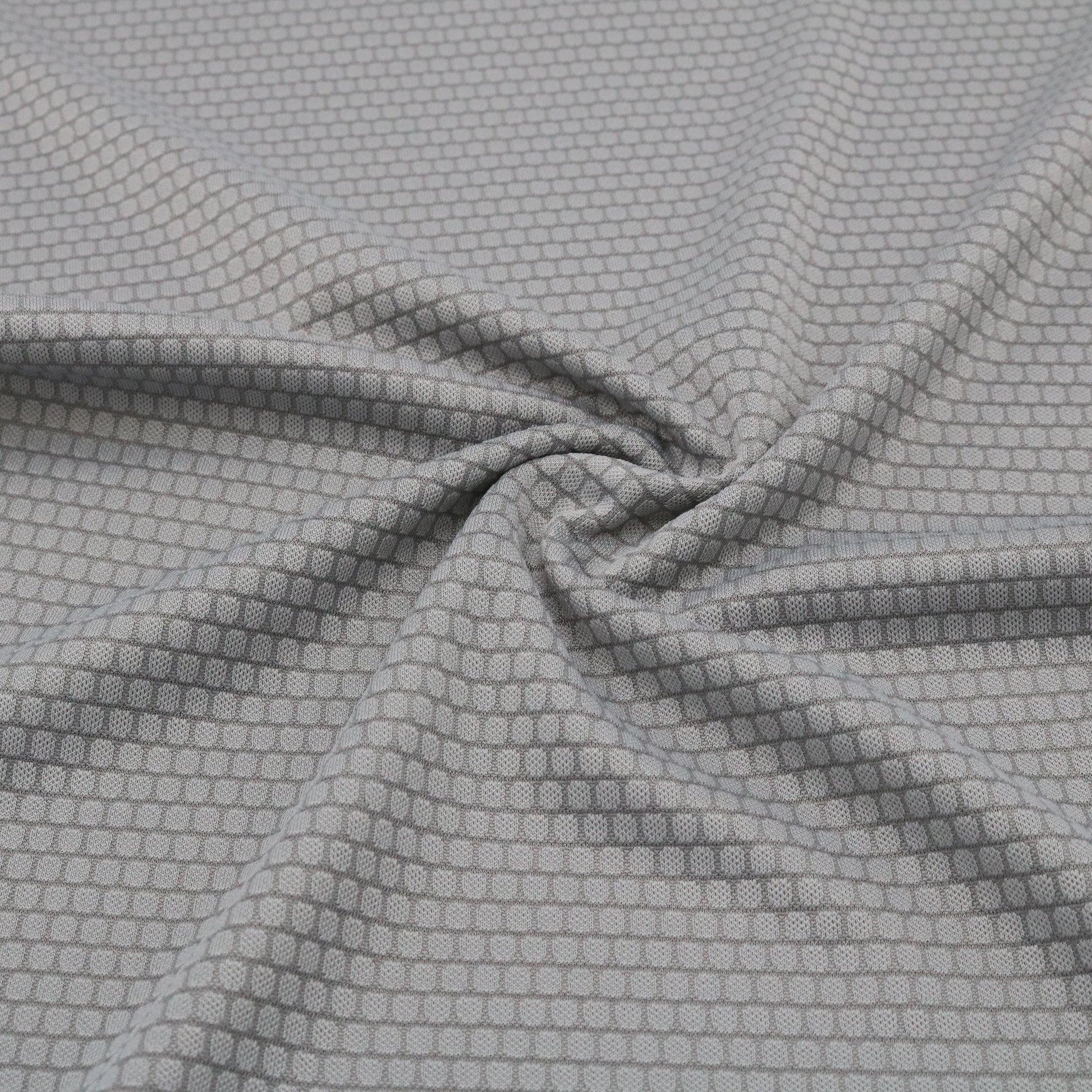 100% Polyester Sweat-Wicking 3D Football Mesh Fabric