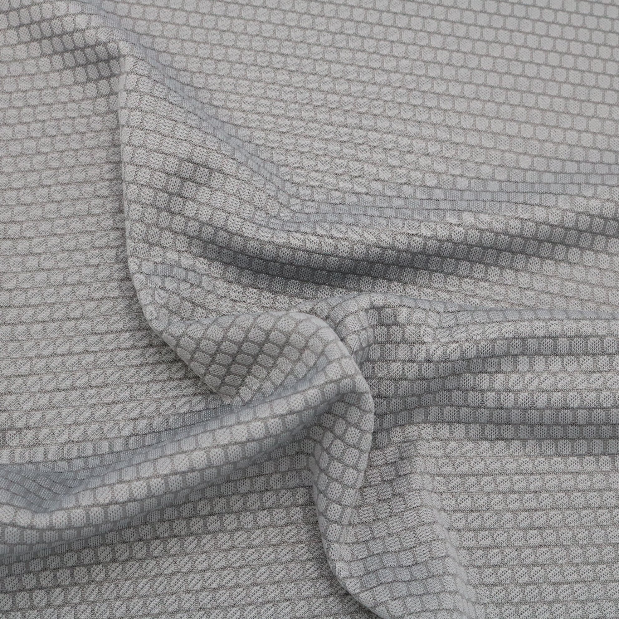 100% Polyester Sweat-Wicking 3D Football Mesh Fabric