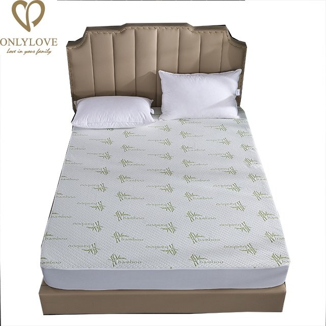 Custom Printed Breathable Waterproof Bed Bug Proof Hotel Bamboo Mattress Protector Cover