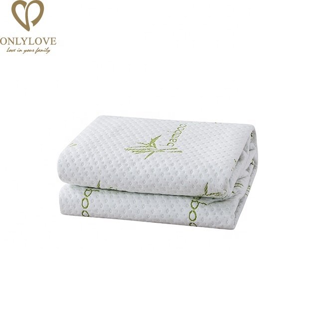 Custom Printed Breathable Waterproof Bed Bug Proof Hotel Bamboo Mattress Protector Cover
