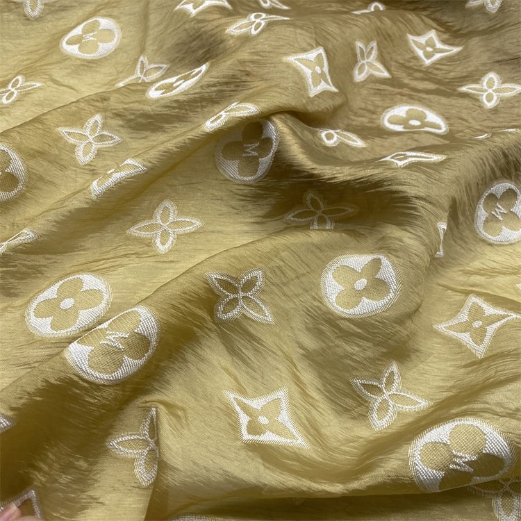 wholesale stocklot dot pattern organza jacquard polyester chiffon fabric for women clothing