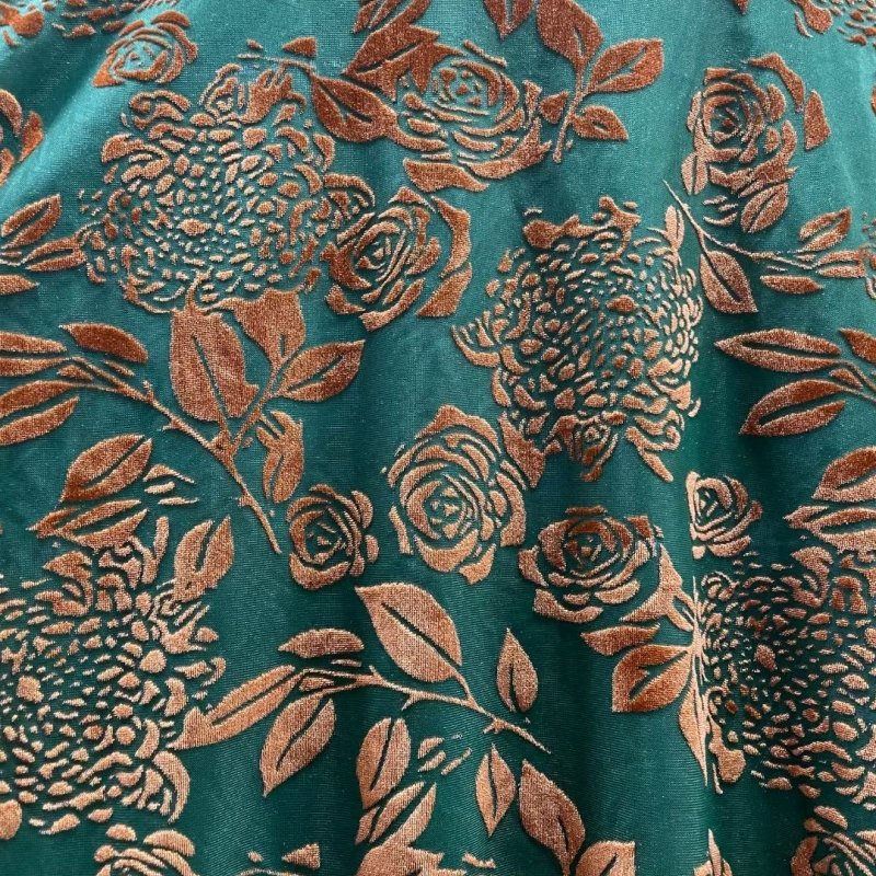 stock burnout velvet fabric big floral design skin friendly stretch velvet fabric for women dresses