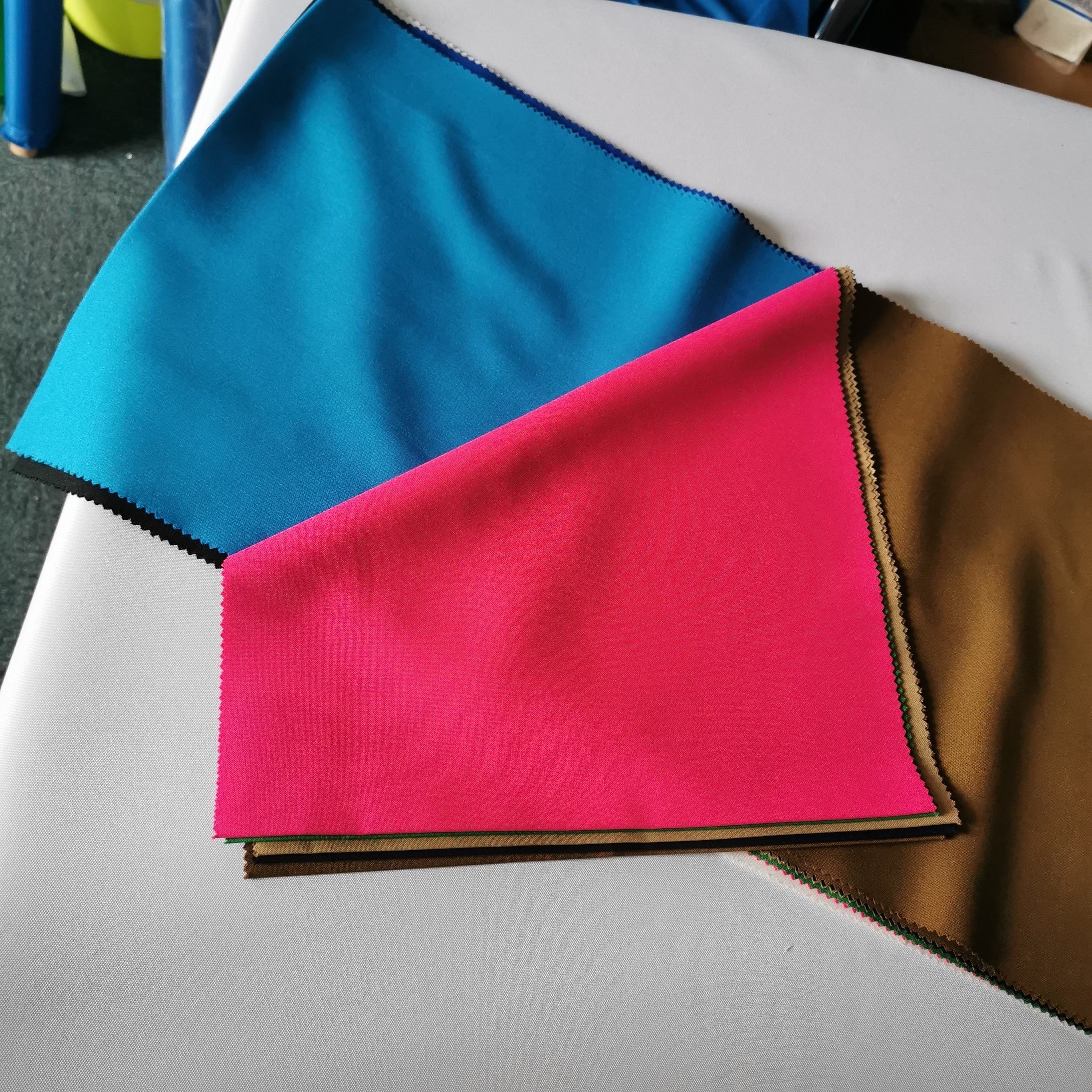High Quality 100% Polyester Minimat Fabric 300d Yarn Count Woven Pattern Design for Girls' Curtains and Garments