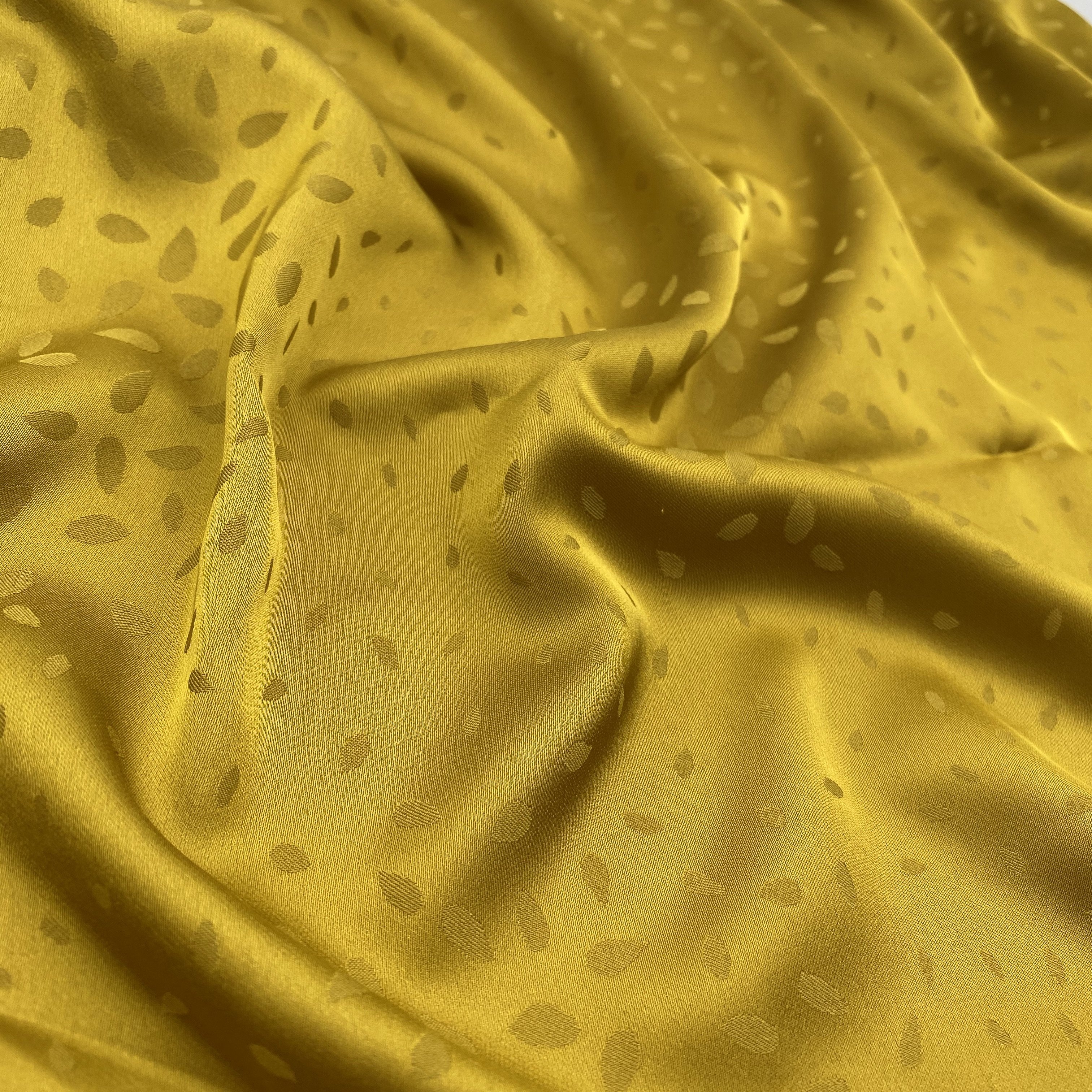 TEXTILE SUPPLIERS CLOTHING FABRIC WHOLESALE 100% POLYESTER FABRIC SATIN POLYESTER women pajama fabrics