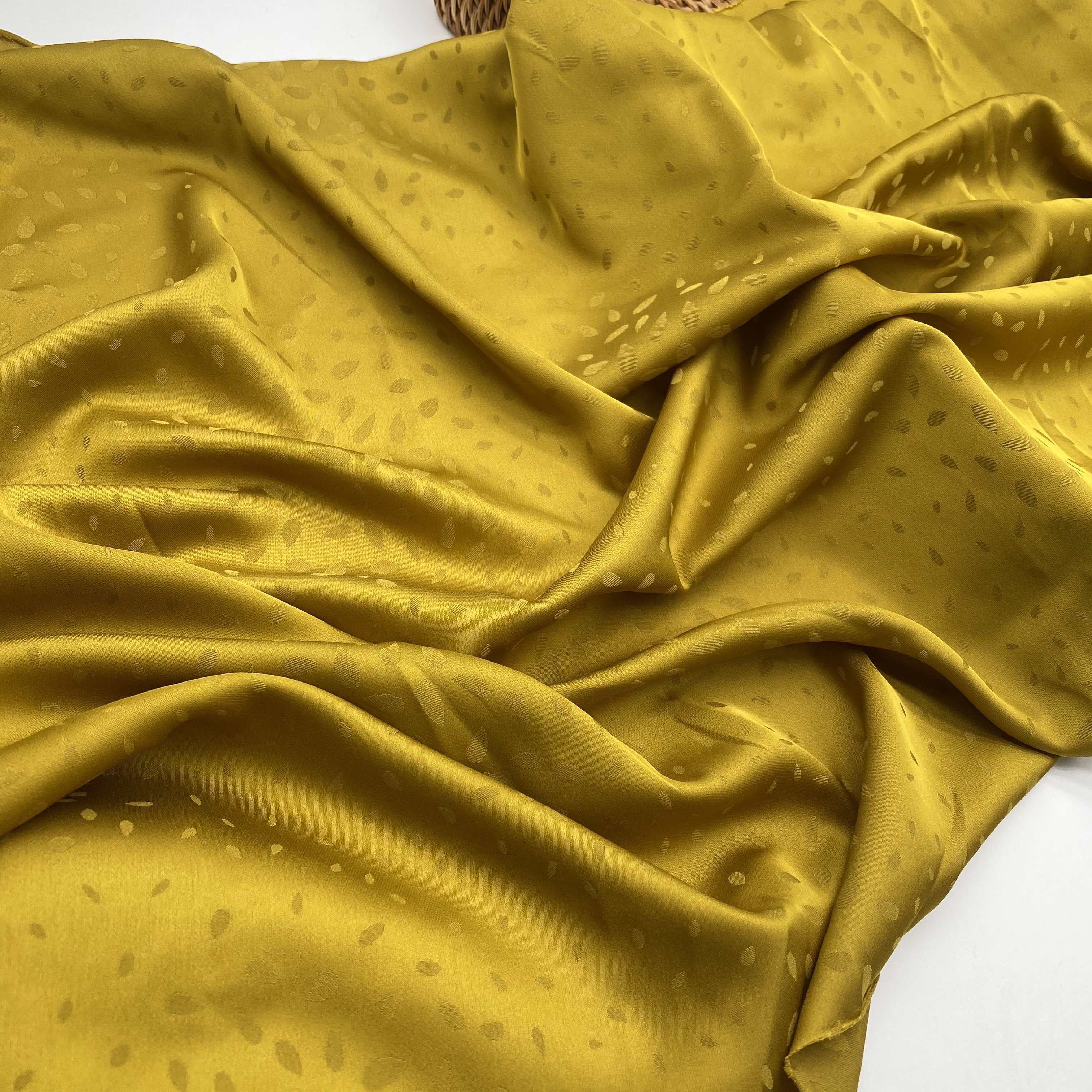 TEXTILE SUPPLIERS CLOTHING FABRIC WHOLESALE 100% POLYESTER FABRIC SATIN POLYESTER women pajama fabrics