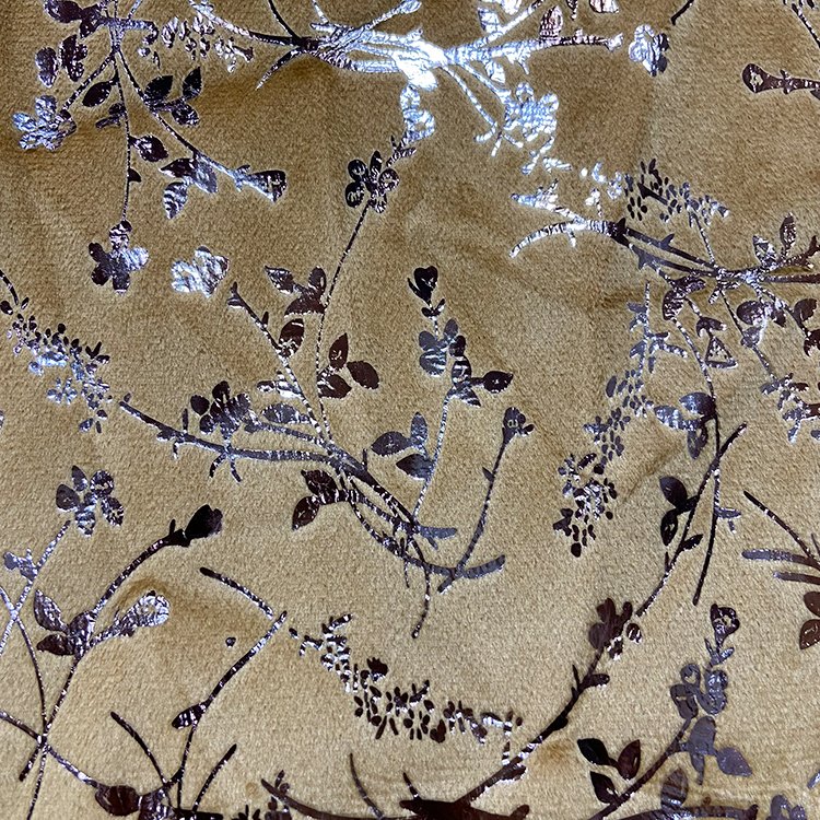 Factory Provides Best Quality 100% Polyester gold polyester printed metallic blackout jacquard curtain fabric