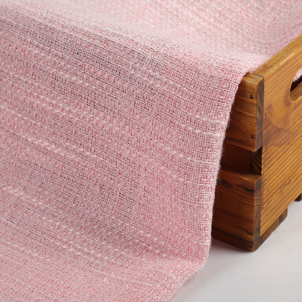 Factory Wholesale Custom Cheap Price Soft and comfortable overcoat Fabric With Plaid pattern 100%POLY for Women's Clothing