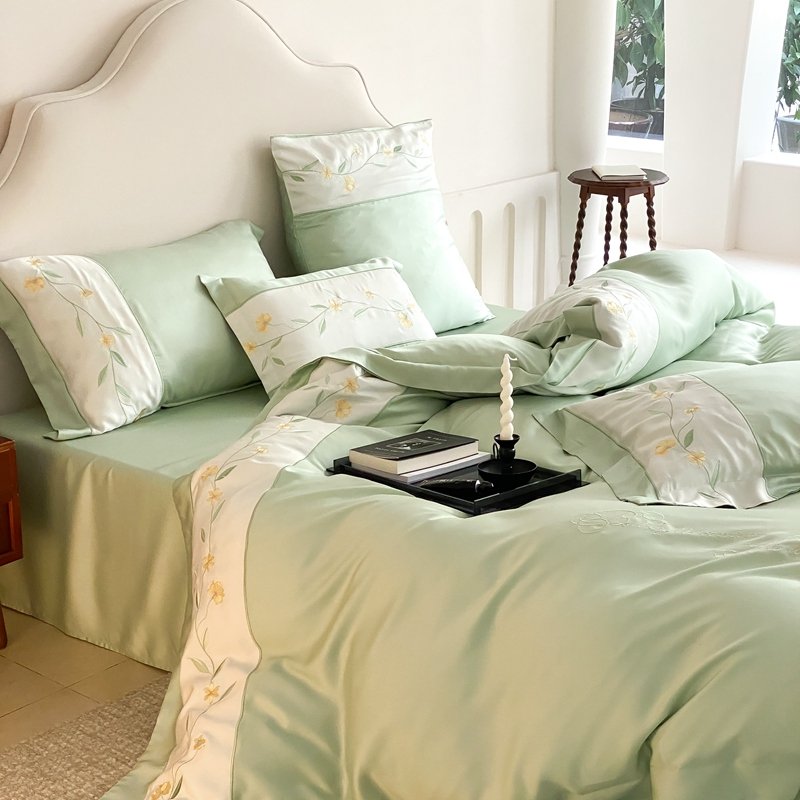 Oasis 100% bamboo viscose sheet set solid dyed 300 TC Bamboo bed sheet