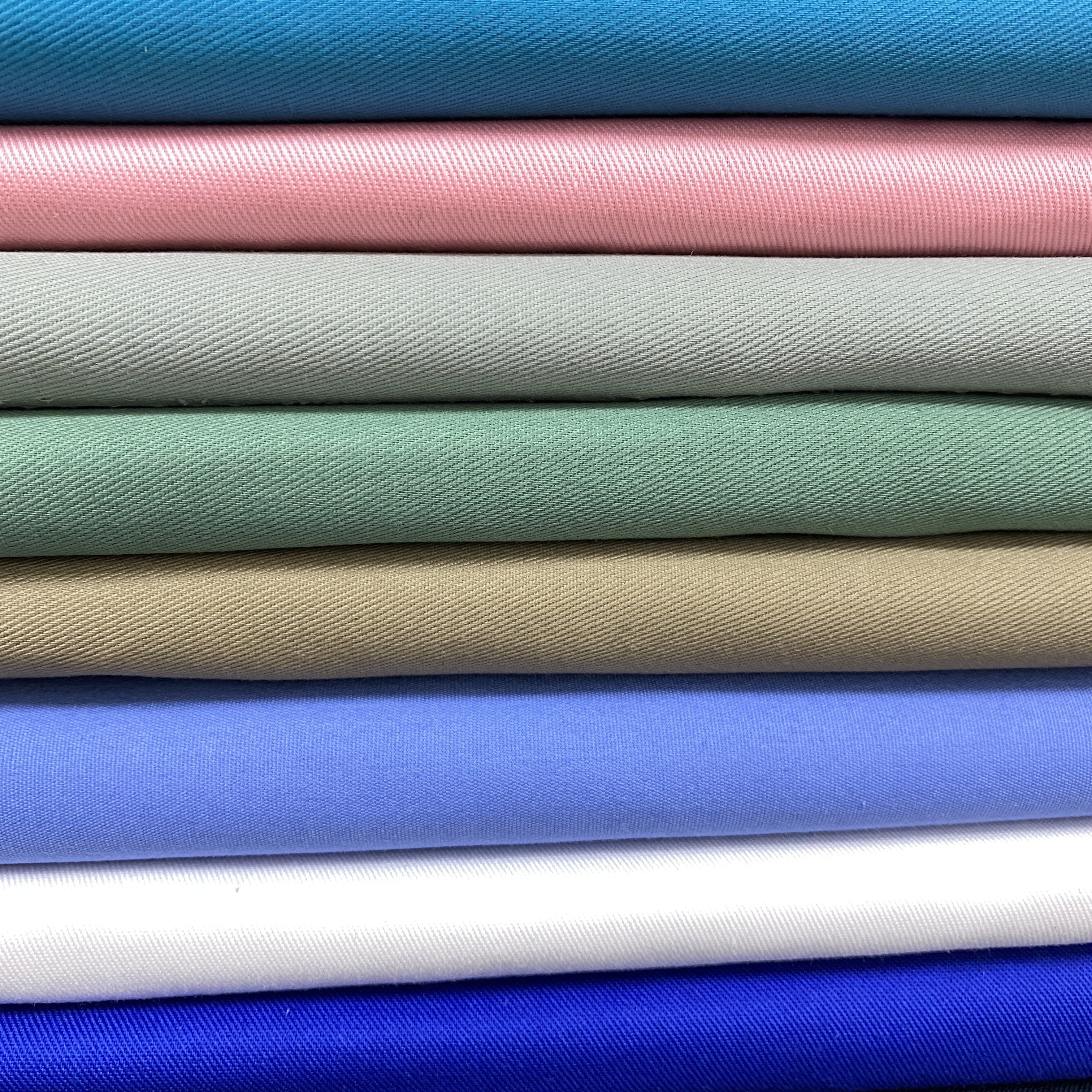 free sample in-stock 130gsm 150gsm 170gsm 135gsm yarn dyed fabric plain twill for school suits workwear
