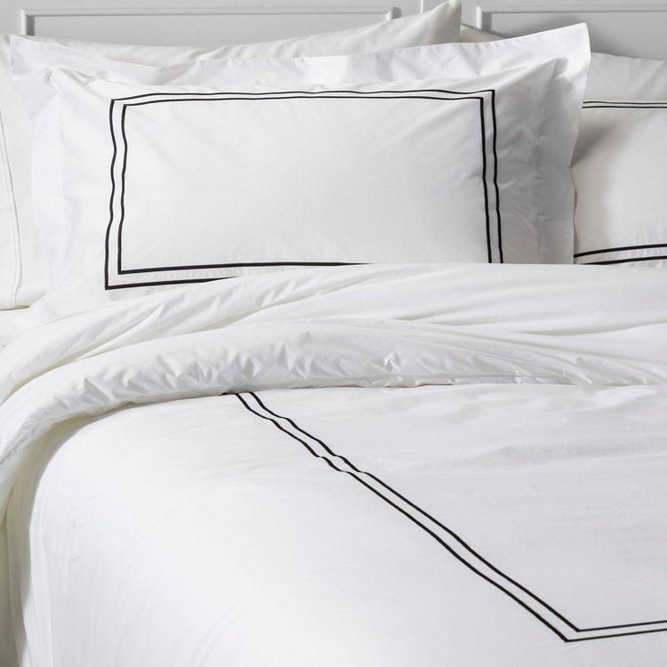 Wholesale price oem customized high quality 100 cotton 5 stars hotel bed sheet bedding set for queen king bed