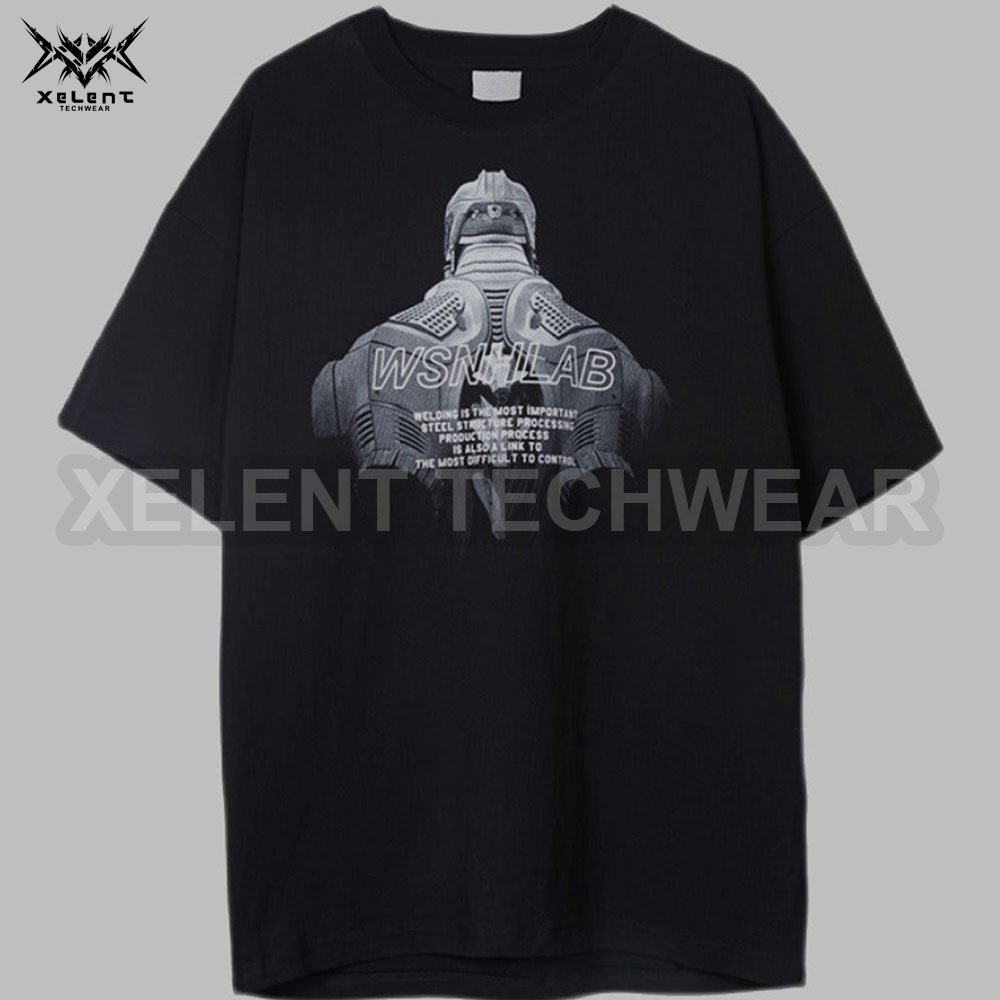 OEM Customized Men's Techwear Style T-Shirt - Techwear Design, Functional Pockets, High-Tech Fabric