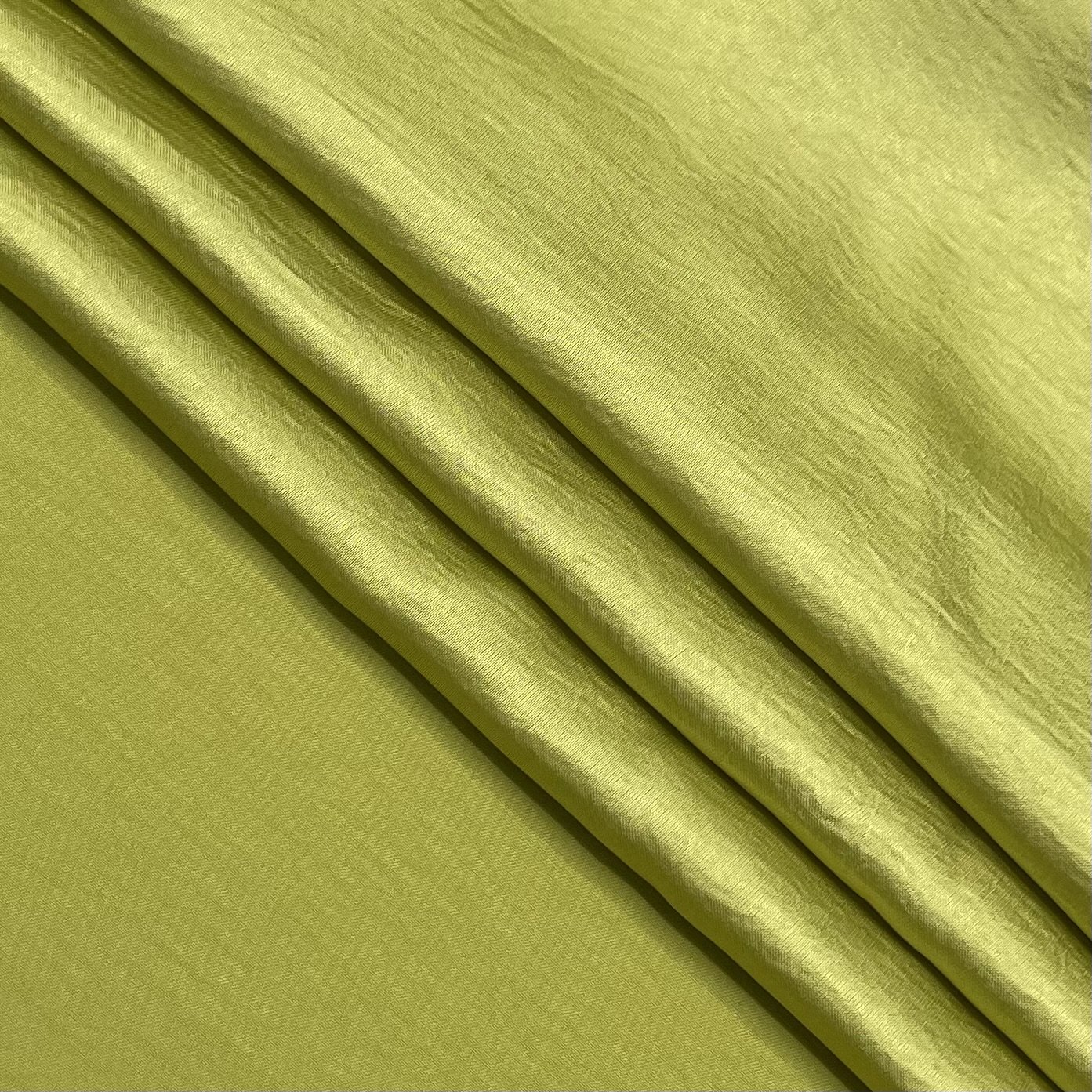 100% Polyester Fabric Quite Shiny Soft Drooping Silky satin fabric for Lady dress, nightwear and abaya