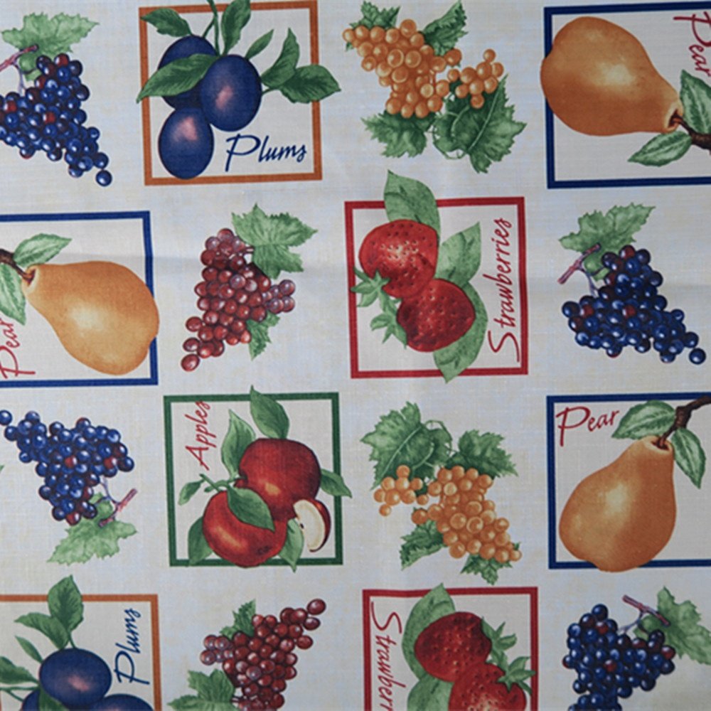 Strawberry Design Polyester Woven Fabric Printing Tablecloth with Anti-water Anti-Oil and Anti-Stain Treatment