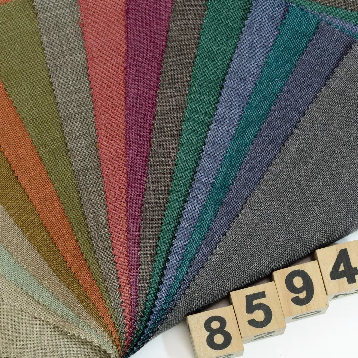 #8595 Sample order french 100%linen fabric washed linen 225g heavy linen fabric for autumn winter