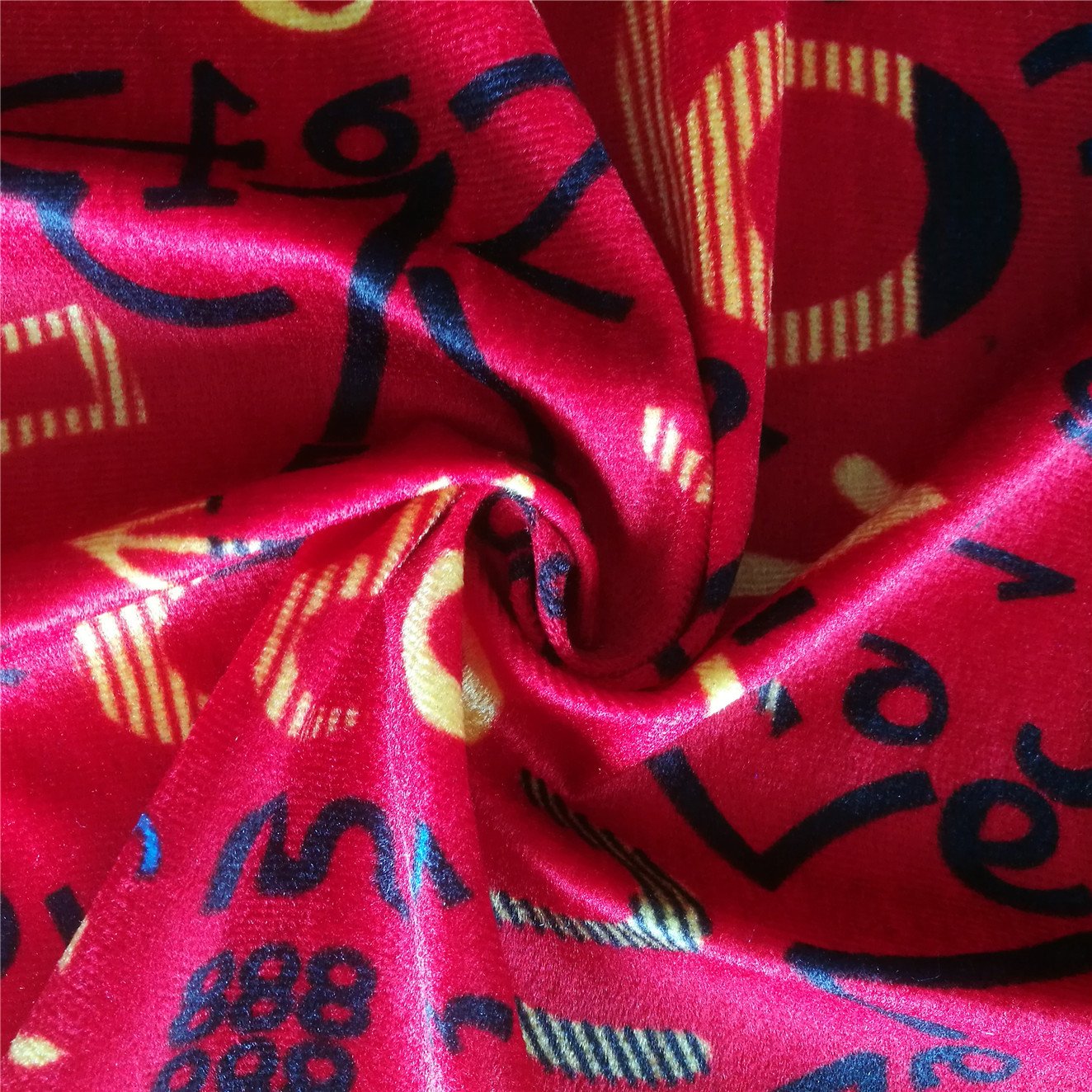 High Quality 100% Polyester Printed Cloth Knitted Soft Surface Warp Velour Fabric for Bus Seat Cover Sofa