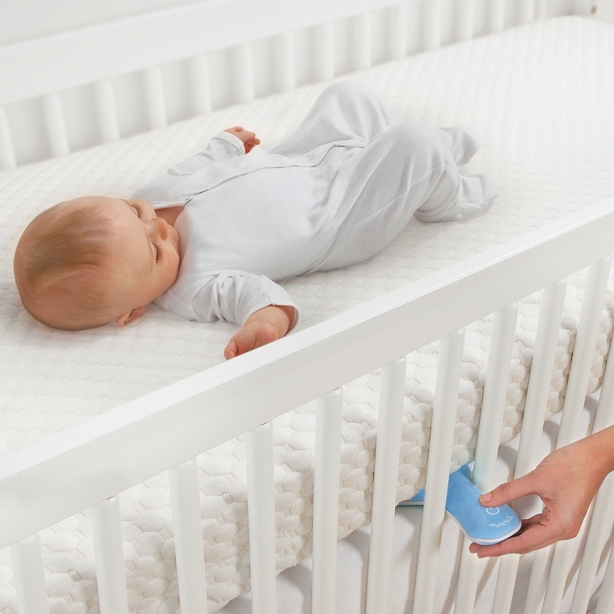 OEM Newborn Quilted Crib Topper Pad Mattress Protector Cover Waterproof Baby Fitted Bed Sheet