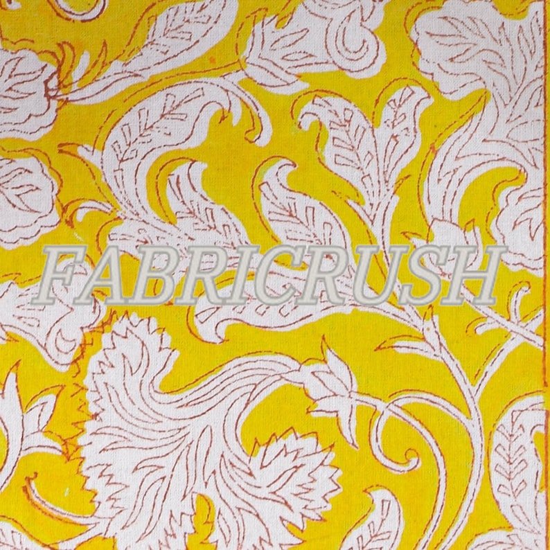Factory Cheap Saffron Yellow Table Runner For Wedding 100% Cotton Custom Design Table Runner Luxury