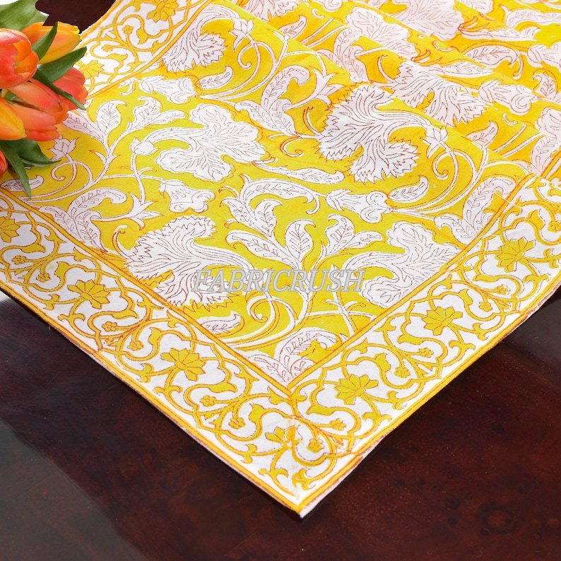 Factory Cheap Saffron Yellow Table Runner For Wedding 100% Cotton Custom Design Table Runner Luxury