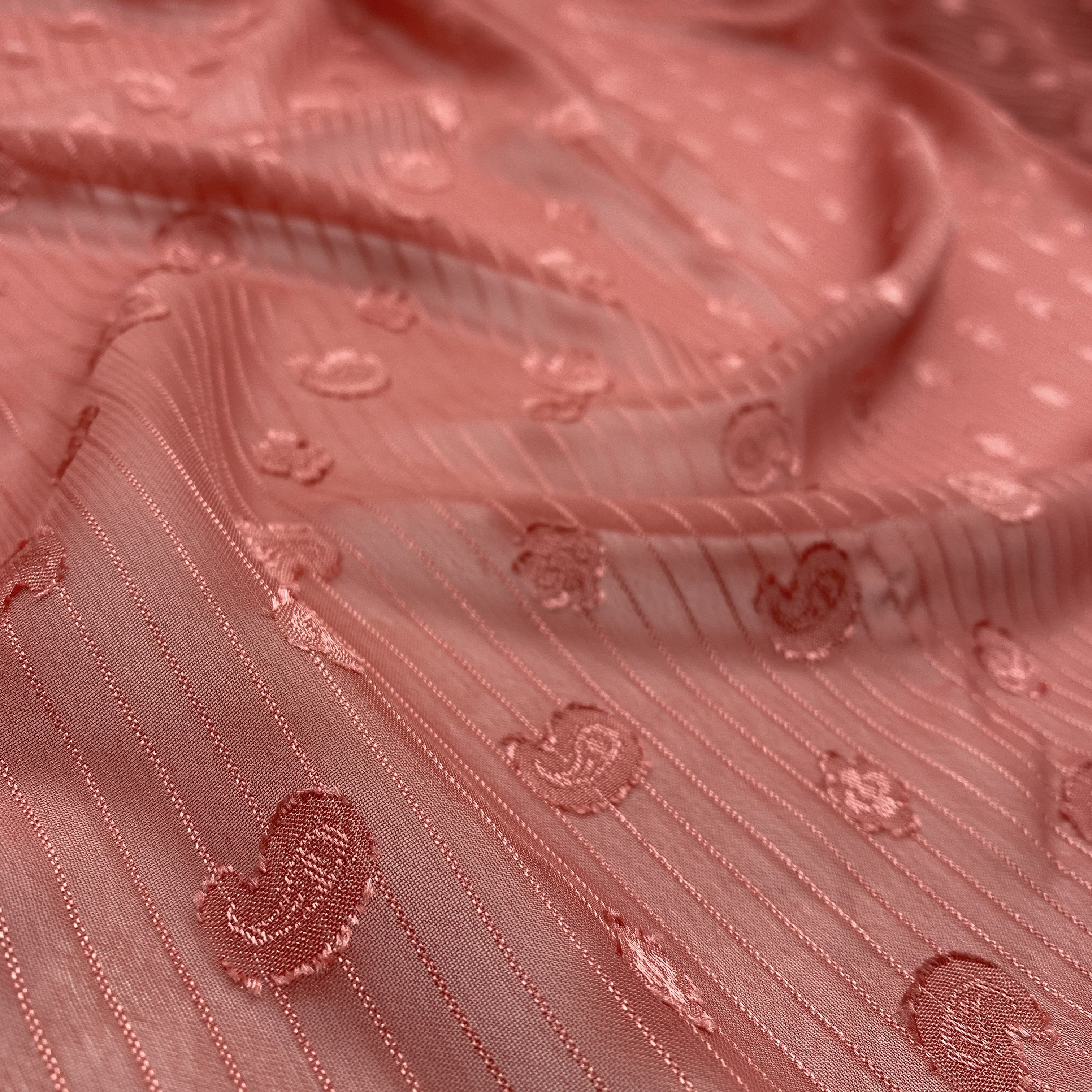 2024 new design chiffon jacquard fabric wholesale 100% Polyester polka dot jacquard fabric for clothing dress