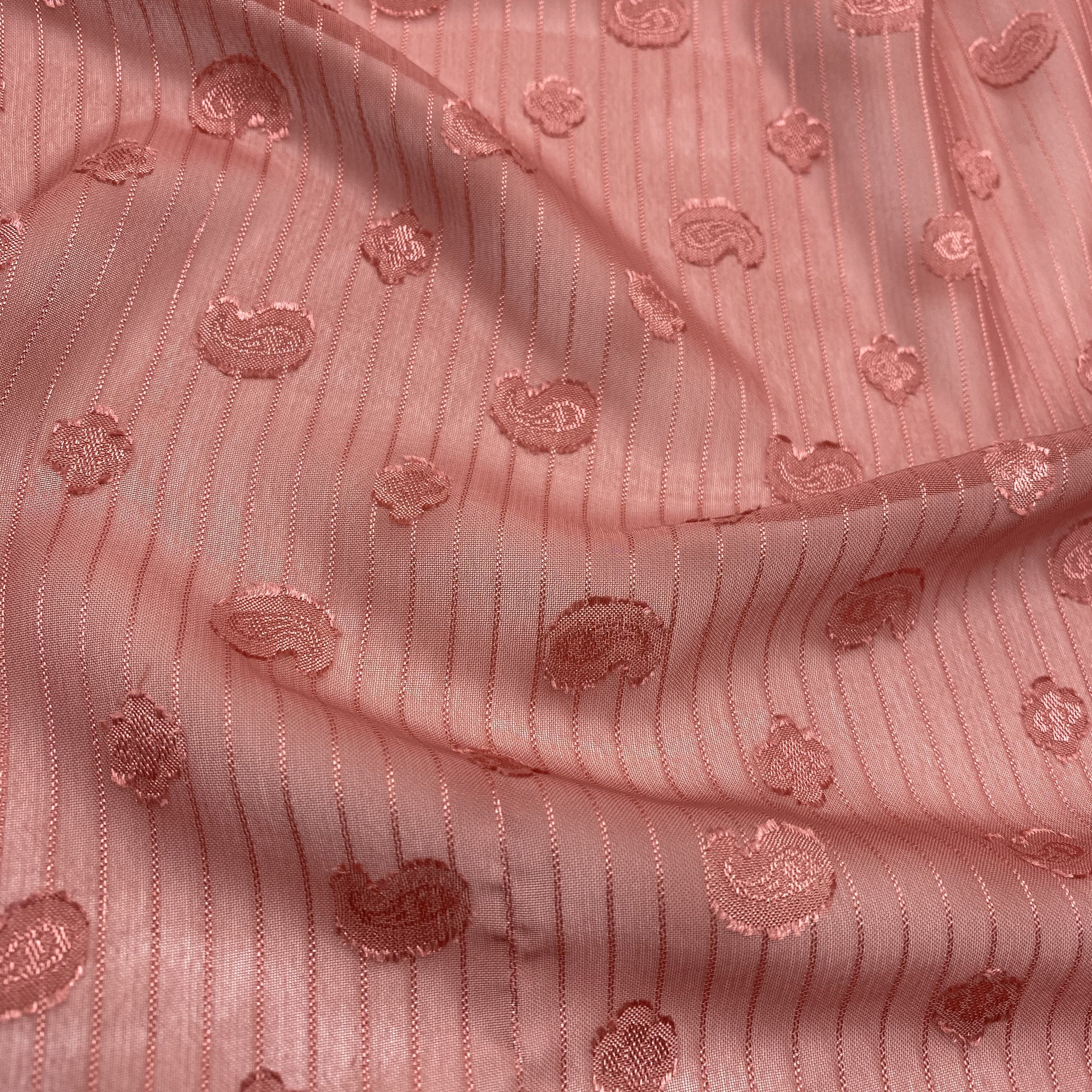 2024 new design chiffon jacquard fabric wholesale 100% Polyester polka dot jacquard fabric for clothing dress