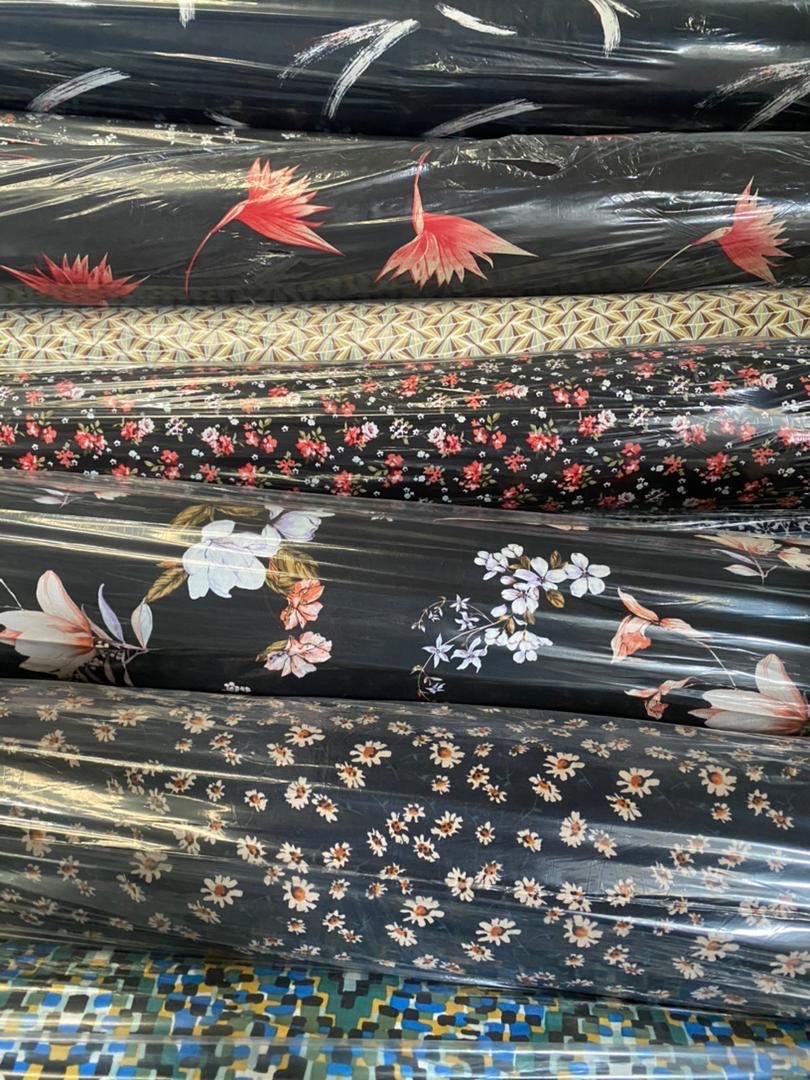 Hot sell cheap price printed chiffon fabric stock lot fabric