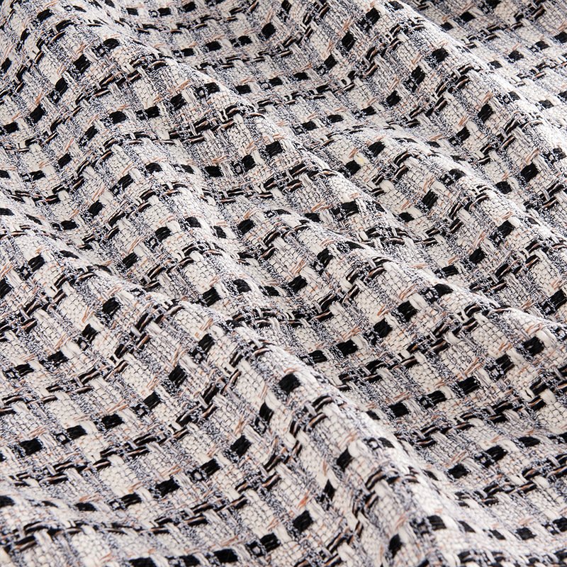 2024 new fashion spring and autumn plaid woolen pillow blanket fabric ladies tweed coat fabric with gold material