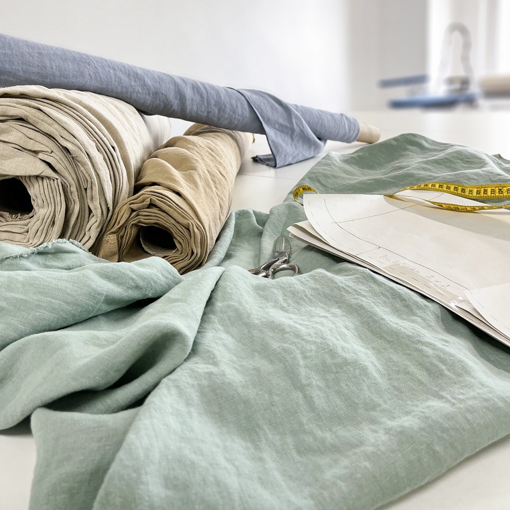Factory competitive soft breathable blend clothing pattern linen/cotton blend fabric 100% linen and linen blends
