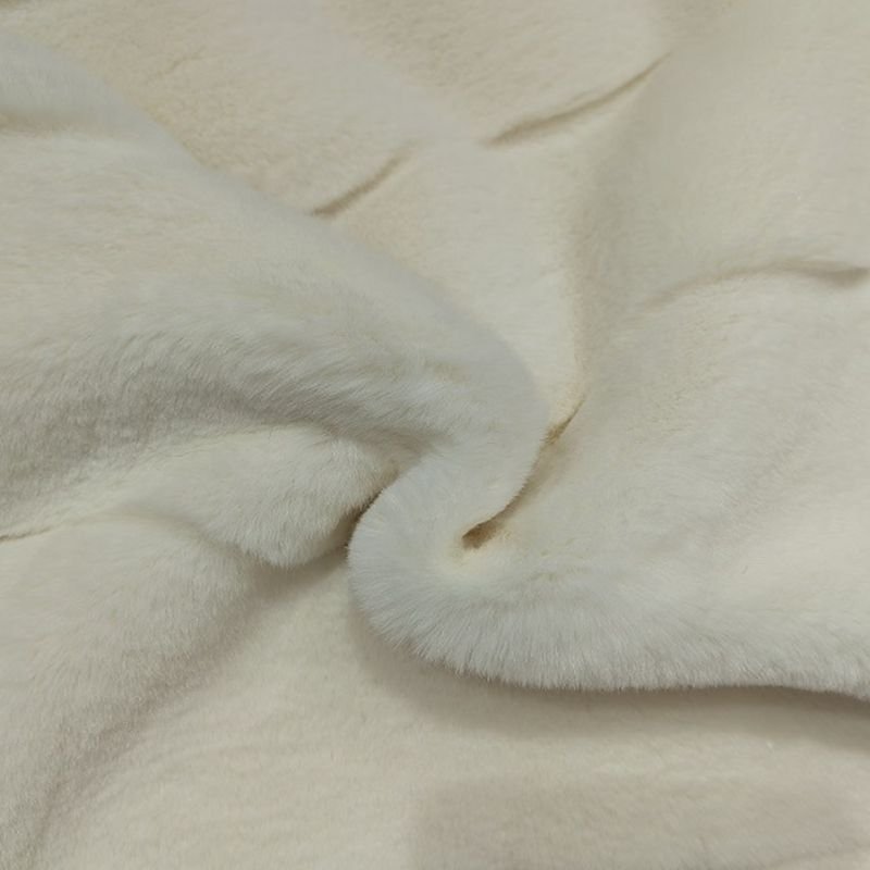 Customized colors 100%polyester warp knitting rabbit fur plush fabric for plush toy