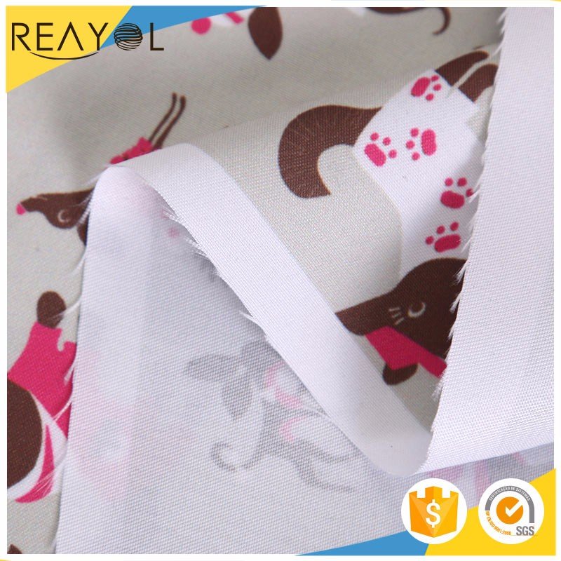 Selling new arrivals digital printing soft 100 polyester peach skin fabric for garment