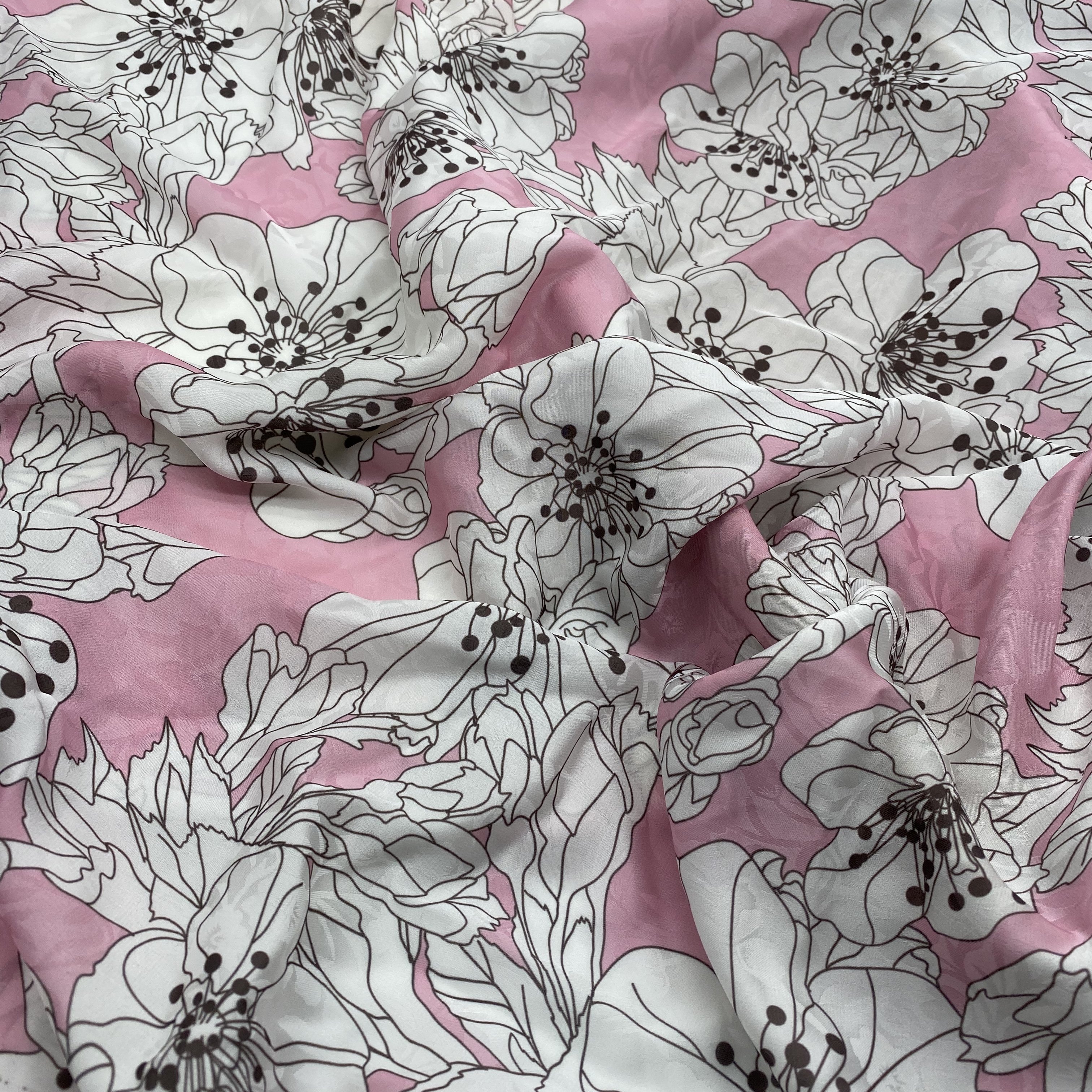 New design super soft satin acetate-like 100% Polyester fabric abstract print fabric jacquard satin fabric for leisure