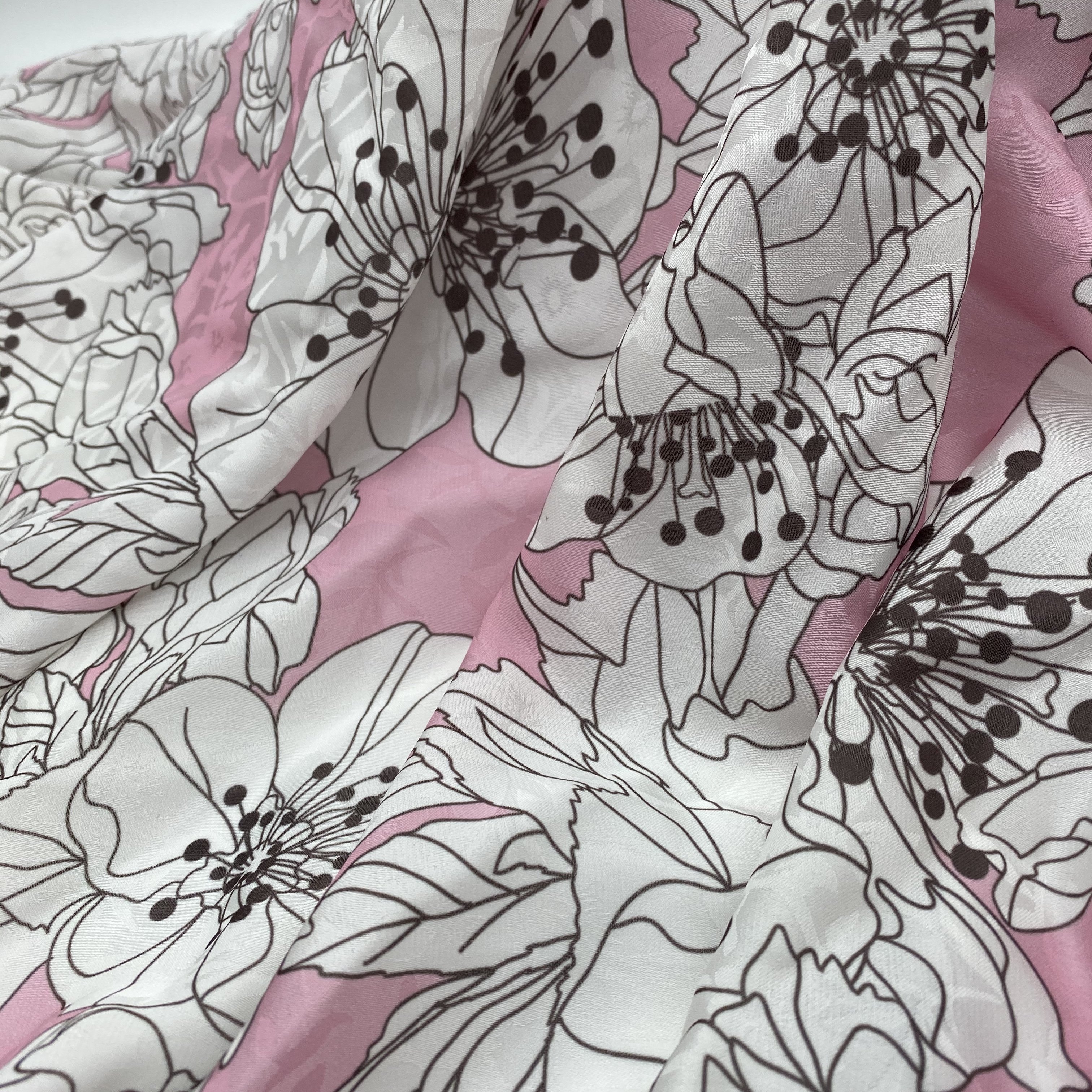 New design super soft satin acetate-like 100% Polyester fabric abstract print fabric jacquard satin fabric for leisure