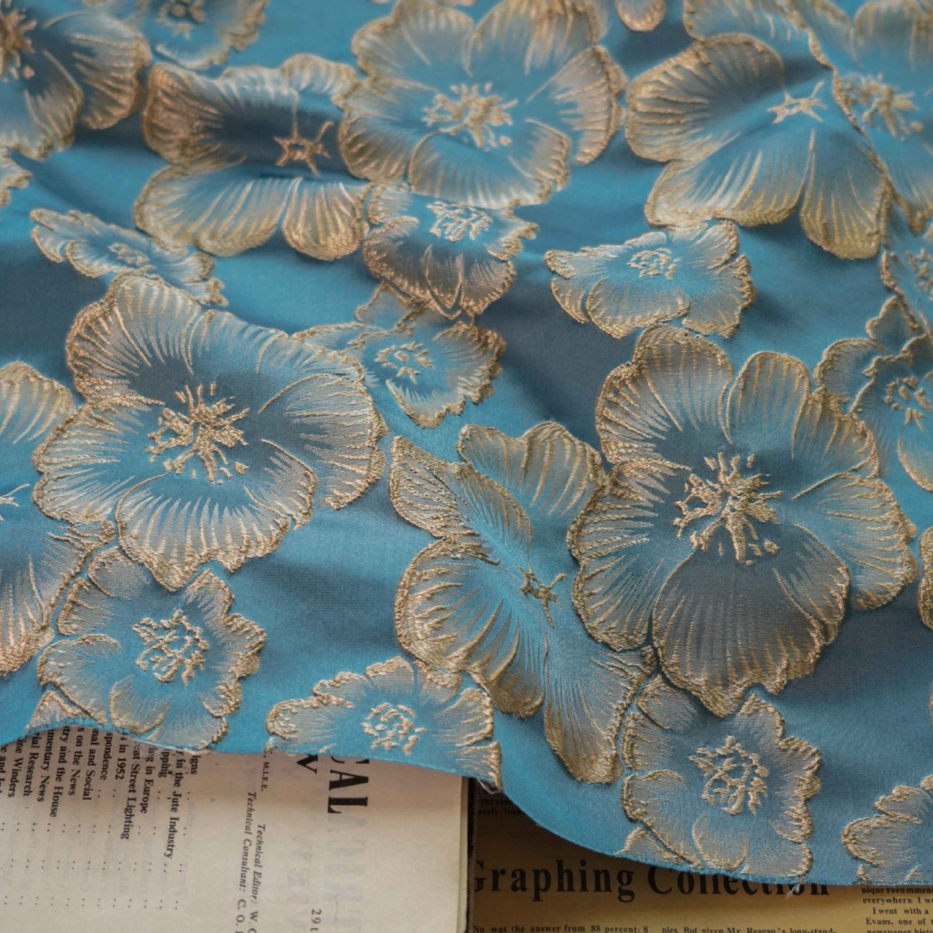 High quality 100%polyester woven customize fashion 3D gold flower yarn dyed brocade jacquard fabrics for dress
