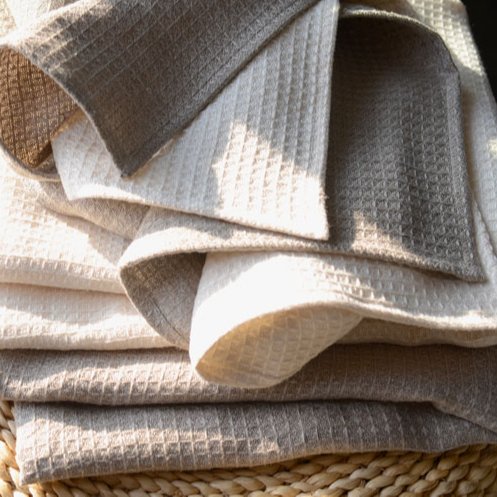 Stock plaid type 100% pure french waffle linen yarn fabric for hand towel