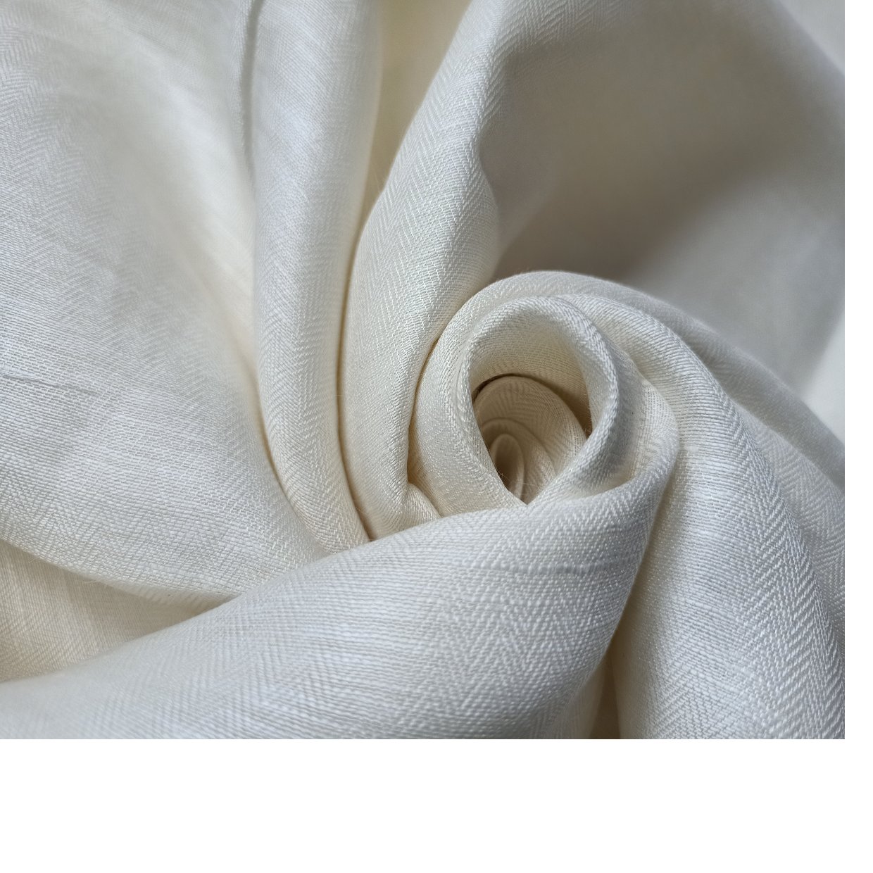 bamboo cotton blended fabrics made with 60% bamboo and 40% cotton fibers ideal for clothing and apparel manufacturers