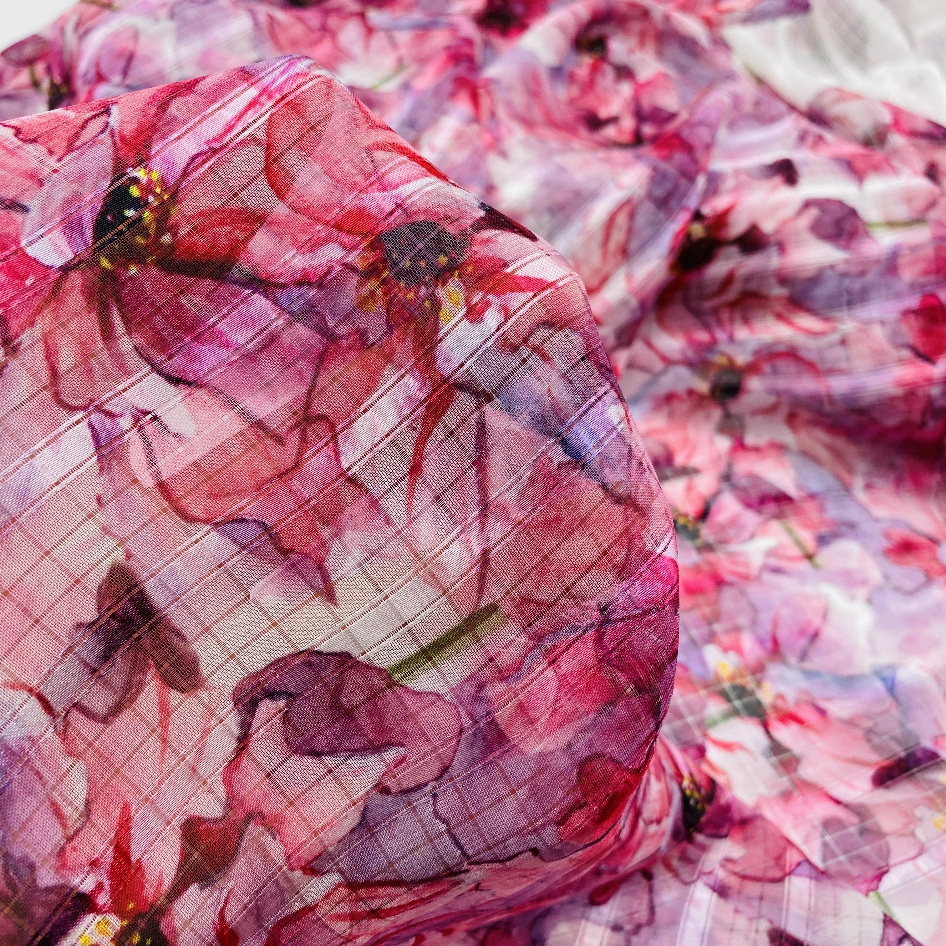 xitong textile 100% polyester fabric suppliers floral print fabric Hollow chiffon stripe printed fabric for clothing