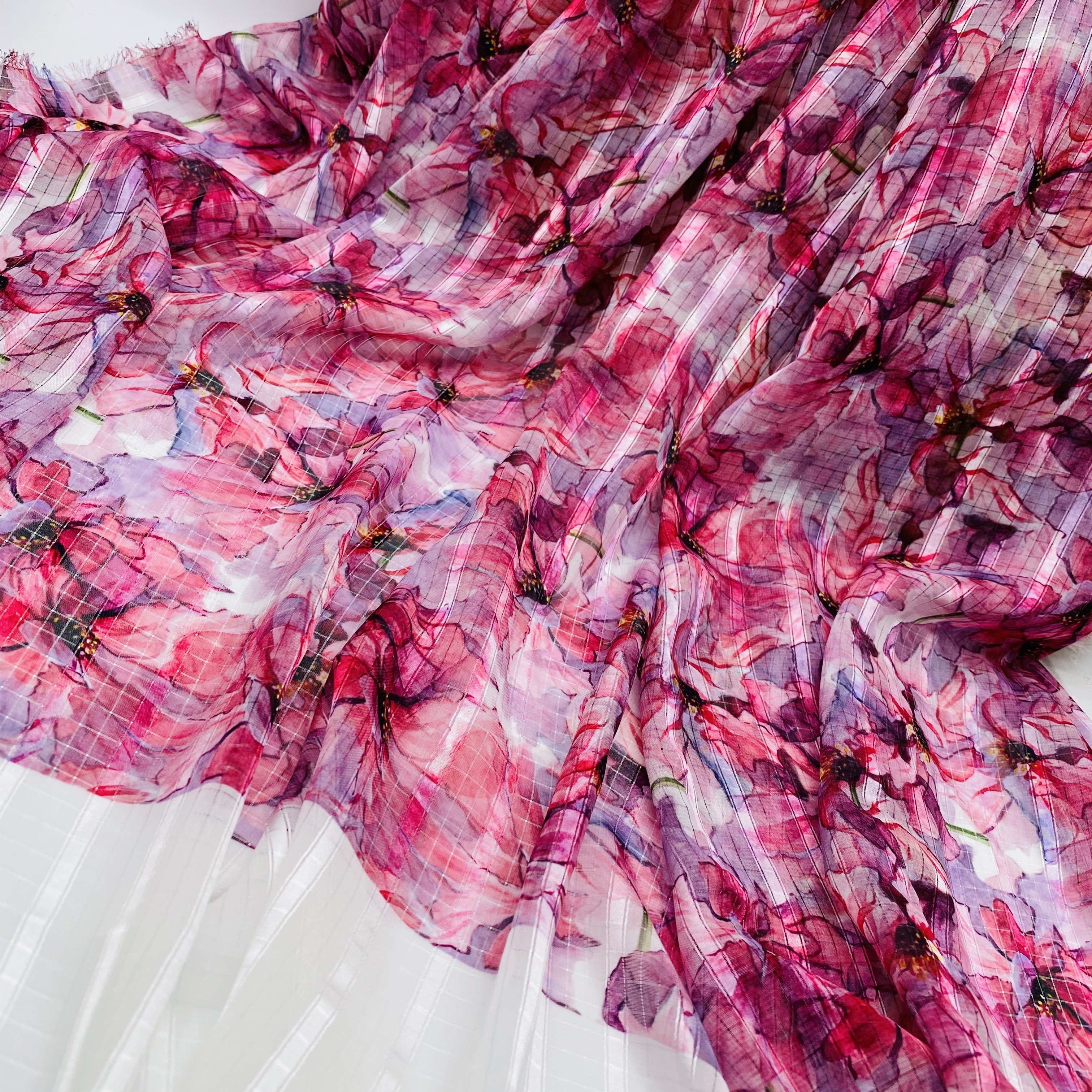 xitong textile 100% polyester fabric suppliers floral print fabric Hollow chiffon stripe printed fabric for clothing